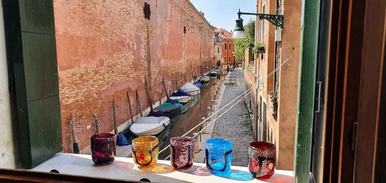 Ca' Venice Canal View 0*,  Italië